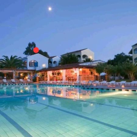 Govino Bay Luxury Beach Loft Apartment Danilia Экстерьер фото