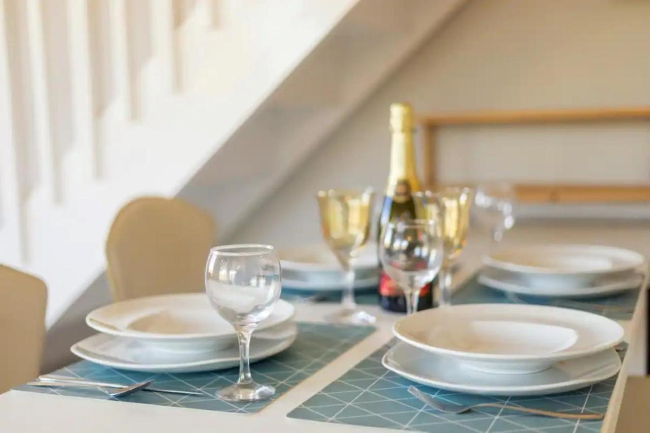 Govino Bay Luxury Beach Loft Apartment Danilia Экстерьер фото